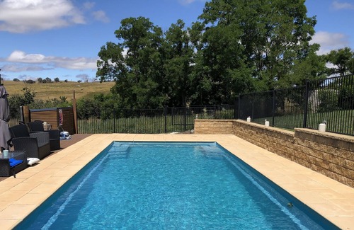 Limerick House | Refurbished Stone Farmhouse with Pool, set within 400 acres of Stunning Country
