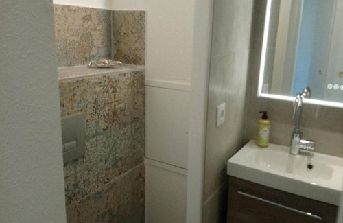 Cap Esterel Apartment | Refurbished studio with garden and patio in the Cap Esterel holiday village