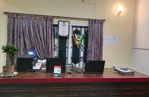 Sector II House | Regency Guest House