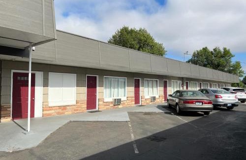 Junction City Hotel | REGENCY INN