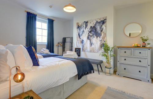 Leamington Spa Apartment | Regency Nest by Spa Town Property - Stylish 3 Bedroom Apartment on 2 Floors, Central Leamington Spa