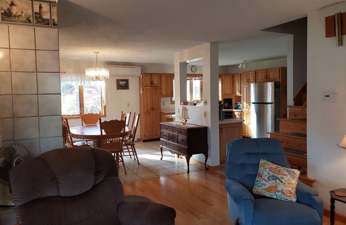 Lake George House | Relax and Enjoy Beautiful Lake George
