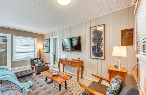 Panacea House | Relax and Refresh Waterfront Cottage in Panacea