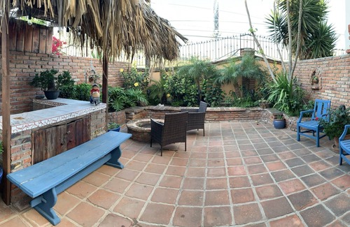 Las Gaviotas Condo | Relax and Reset in this Las Gaviotas Cozy Condo
