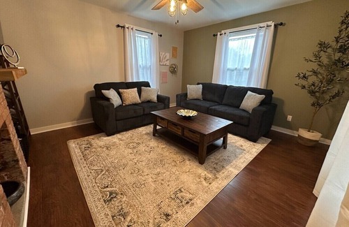 Coshocton House | Relax and Roscoe Apartment