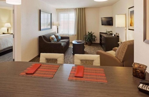 Fossil Creek Resort | Relax and Unwind! Pet-Friendly Property, Free Parking Onsite