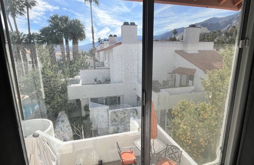 Baristo Condo | Relax in a 2-Bedroom Oasis Steps from Downtown. Your Ideal Vacation Retreat!