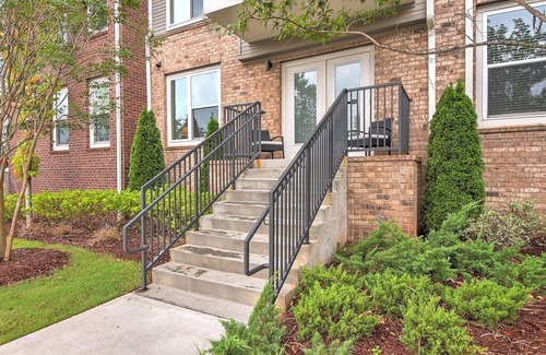 Northlake Apartment | Relax in a Calming Atmosphere in Tucker
