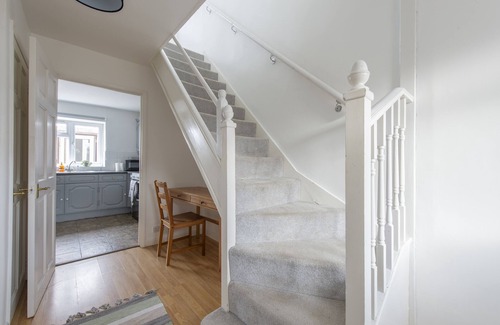 Endlebury House | Relax in comfort in Chingford!