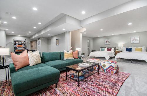 Jefferson House | Relax in Style 5BR Home Hot Tub & Games