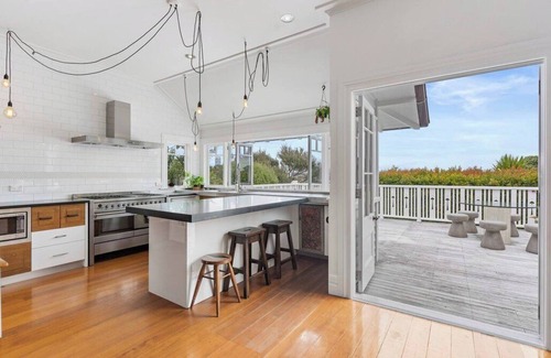 Stanley Point House | Relax in Style and Comfort!