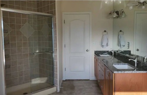 Gateway House | Relax in style at the edge of civilization