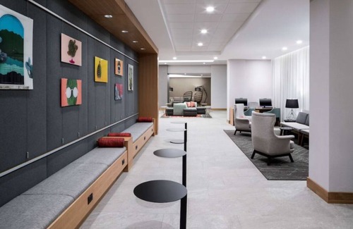 Tempe Hotel | Relax in Tempe – Pool, Gym & Views, Steps to Mill Ave, Botanical Garden, & Shops