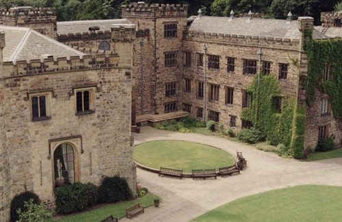 Whitestake House | Relax in this Grade II Lancashire Farmhouse