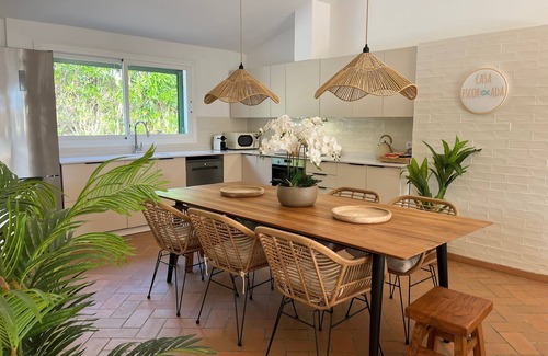 Sant Tomas Villa | Relax in Villa with Private Pool 1 Minute from the Beach - Pet Friendly!