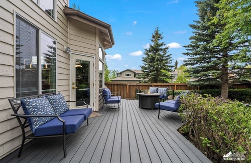 Rabbit Creek House | Relax Like Never Before at Pyrenean Circle