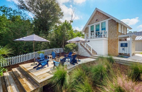 Cape Fear Station House | Relax on BHI in a Glam Beach Home in Cape Fear Station Sleeps 8 Both Clubs