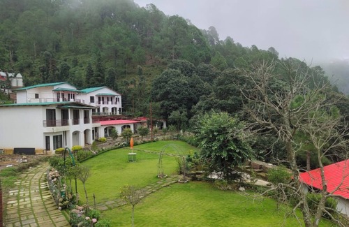 Shyamkhet Villa | Relax, rejuvenate and experience authentic Kumaoni cuisine and Ayurvedic spa.