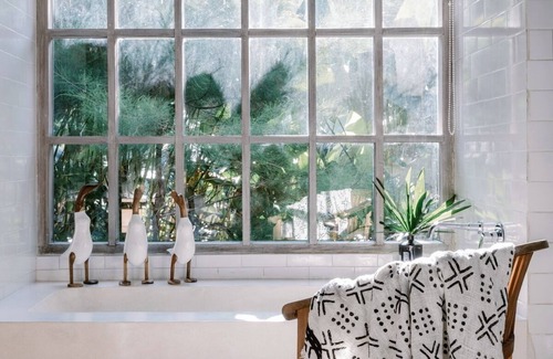 Kedewatan Villa | Relax & rejuvinate at Muda Living, only minutes from Ubud Market!