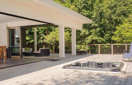 Gardiner House | Relax & Retreat at Wild Mountain Getaway