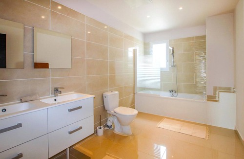 Bagnols-sur-Ceze House | Relax to the fullest in this beautiful vacation home with pool.