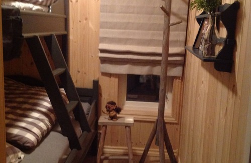 Kviteseid Cabin | Relaxation with mountain views, hiking, skiing, by the water, dogs welcome