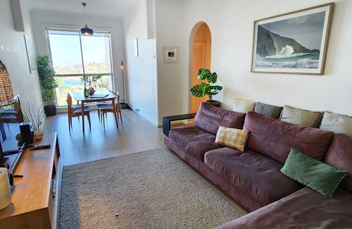 Bronte Apartment | Relaxed Coastal Living With Fantastic Ocean Views