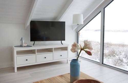 Borgwedel House | Relaxed vacation by the water: Holiday home Schuppen 23 for up to four people!