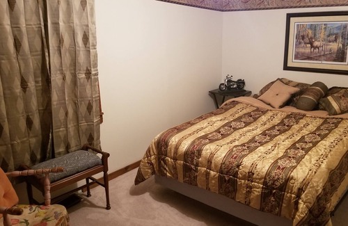 Groveton House | Relaxing 1386 square foot home. Cozy and clean but not the Hilton!