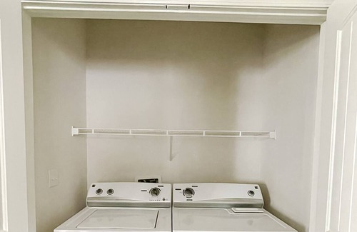 Stillwater Apartment | Relaxing 2BD/2.5BA + Gym - Stillwater