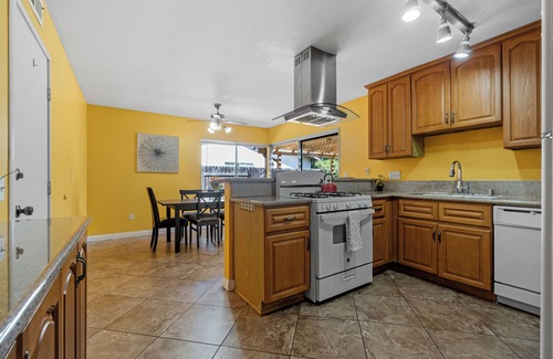 Scripps Ranch House | Relaxing 3BD Scripps Ranch Home by Lake Miramar