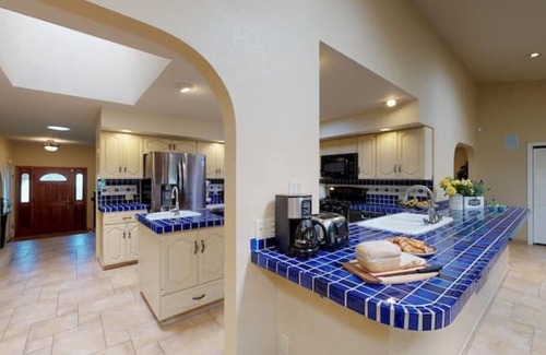 Castro Valley House | Relaxing 4 Bedroom, Center of Bay Area, Hot Tub