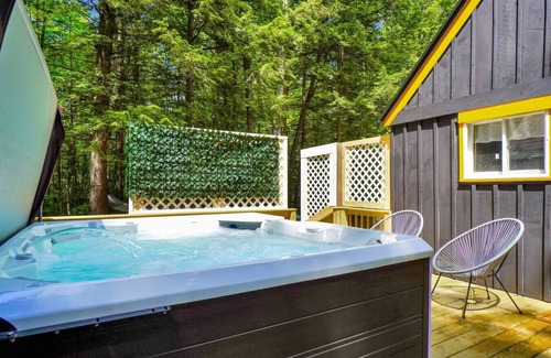 Denmark Ski Chalet | Relaxing A-Frame with Hot Tub and Lake Access