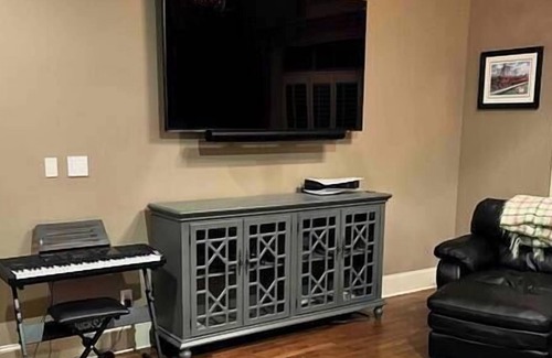 Belle Mina House | Relaxing Athen’s Pool Oasis