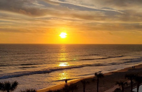 Bostroms Condo | Relaxing Beach getaway