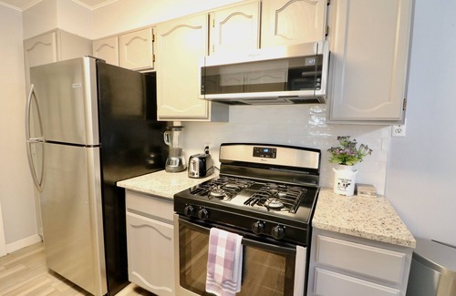 Biggs Field House | Relaxing Cleaning Accommodations