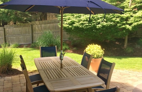 East Hampton House | Relaxing East Hampton Home with Heated Pool + Harbor Access + Chef's Kitchen