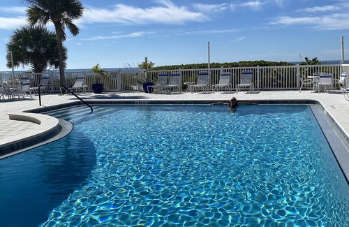Redington Shores Condo | Relaxing Getaway on the Gulf!