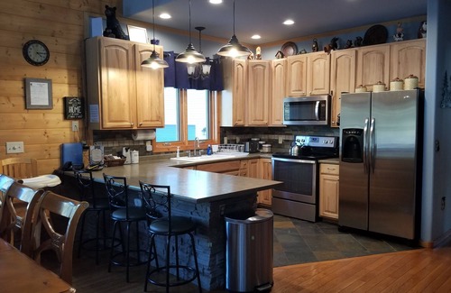 Williams Cabin | Relaxing homebase for Williams, Grand Canyon, Bearizona, Flagstaff and Sedona