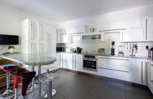 Baveno Apartment | Relaxing Oasis: Villa with Private Pool & View