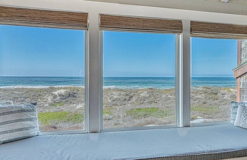 Castroville House | Relaxing Oceanfront Retreat w/Private Hot Tub