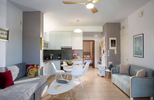 Gazi House | Relaxing place in the countryside, with a lovely pool and garden!