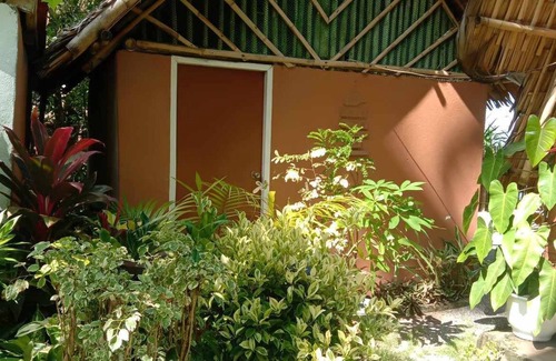 Cauayan Cottage | Relaxing Place! Just few Few Step to the Beach! Beautiful Sunset Everyday!