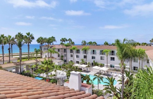Carlsbad Hotel | Relaxing Stay in Carlsbad! Pets Allowed, Pool! Minutes to Legoland California!