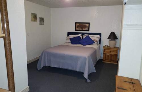 El Paso Apartment | Relaxing Two Bedroom Apartment