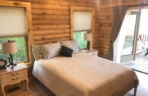 Rapid River Bed & Breakfast | Relaxing Vacation in a Log Home on Big Bay De Noc!