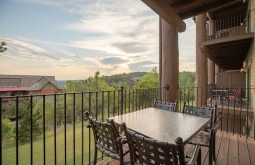 Big Cedars Condo | Relaxing Wilderness Club at Big Cedar, 2 Bedroom Combined