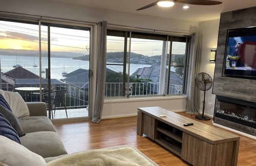Belmont House | Relish water view Luxury home.
