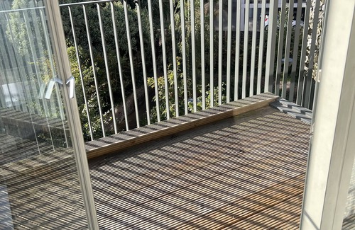 Ladywell Apartment | Remarkable 1-Bed Apartment in London with balcony