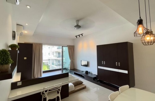Downtown Kota Kinabalu Apartment | Remin Suites Studio at The Loft Imago